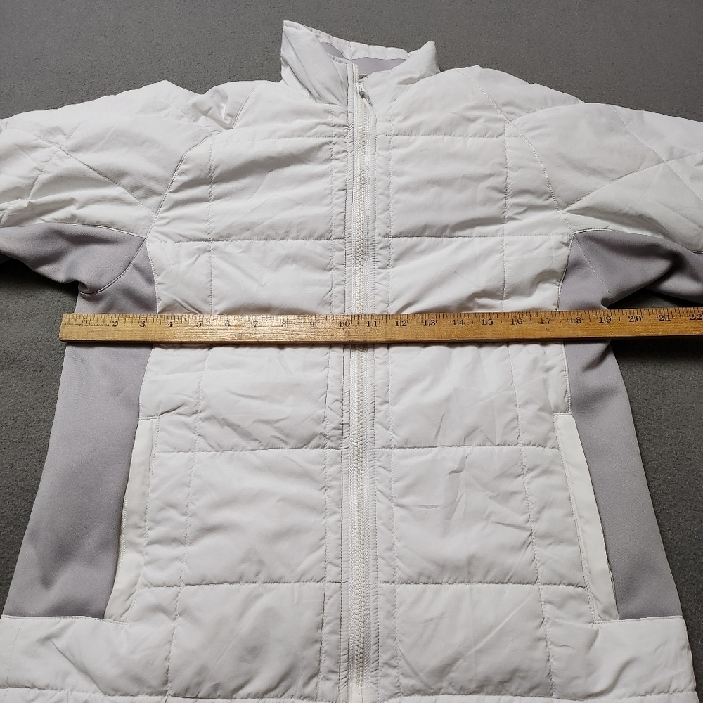 Women's White Quilted Puffer Jacket - Picture 9 of 10
